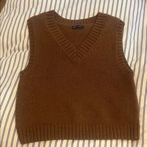 Gap cotton vest